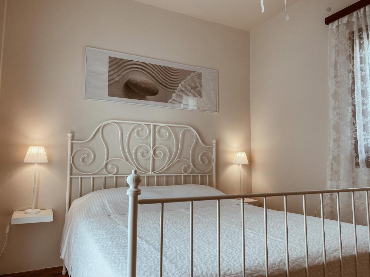 Luxury 3Br Sunrise Villa , Seaside Gyrismata Skyros Bagian luar foto